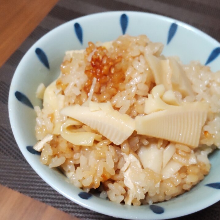 旬のたけのこご飯